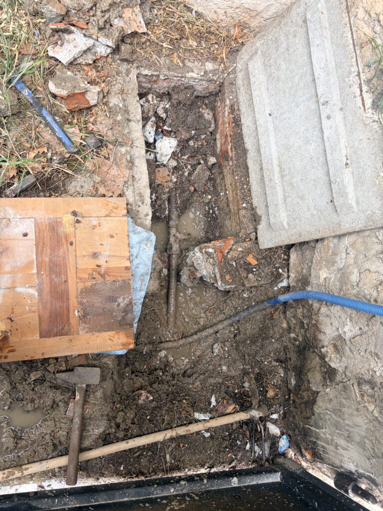 Réparation de canalisation extérieure par GC Plomberie à Marseille